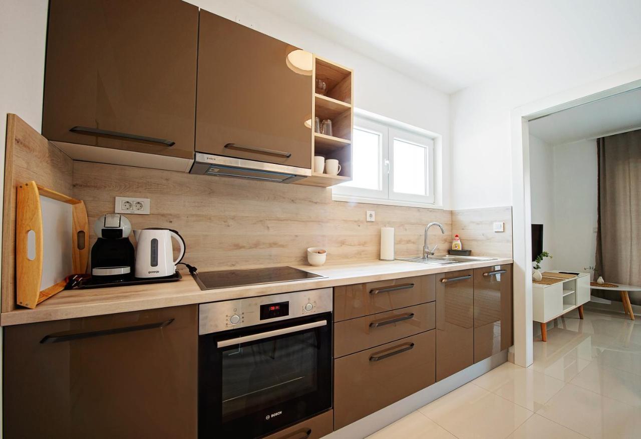Sea Front Apartments Ivana Rogoznica  Exterior photo