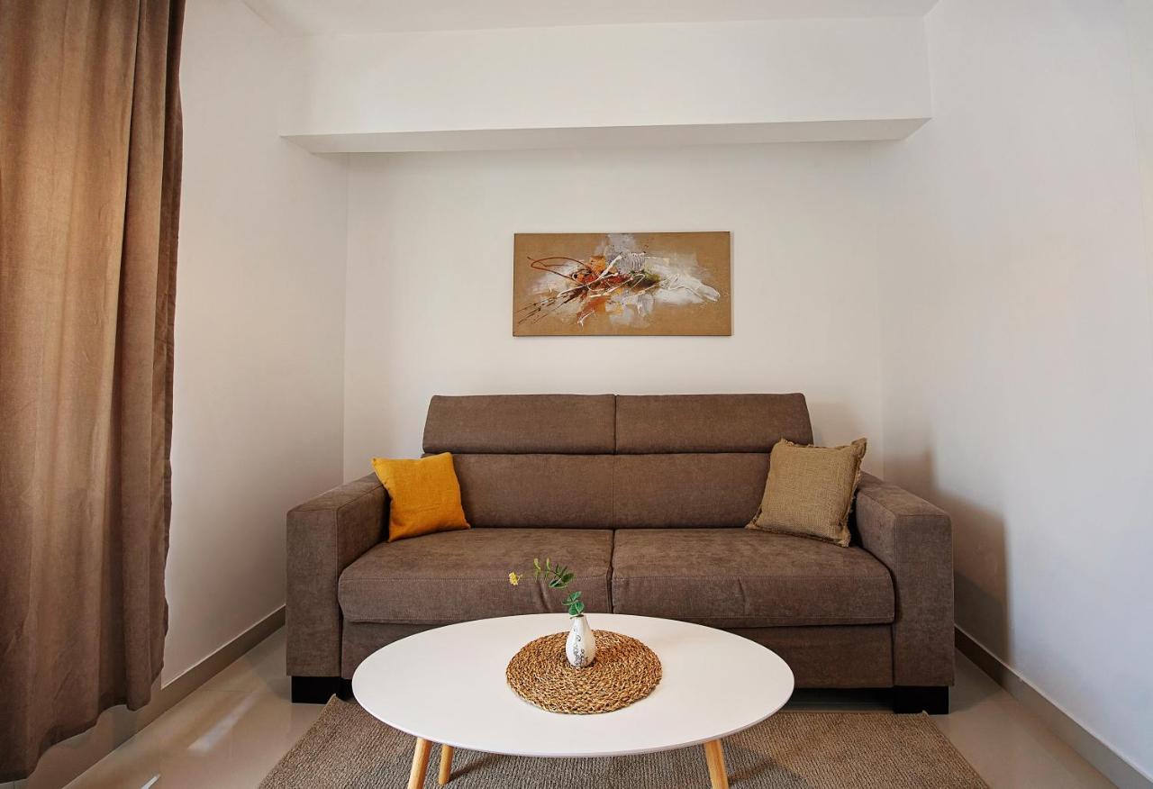 Sea Front Apartments Ivana Rogoznica  Exterior photo