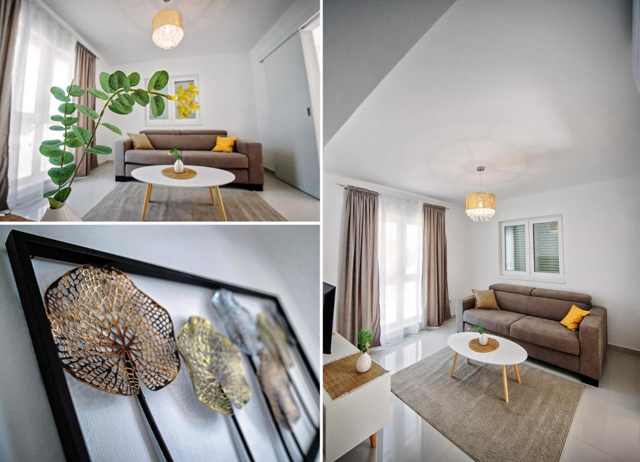 Sea Front Apartments Ivana Rogoznica  Exterior photo