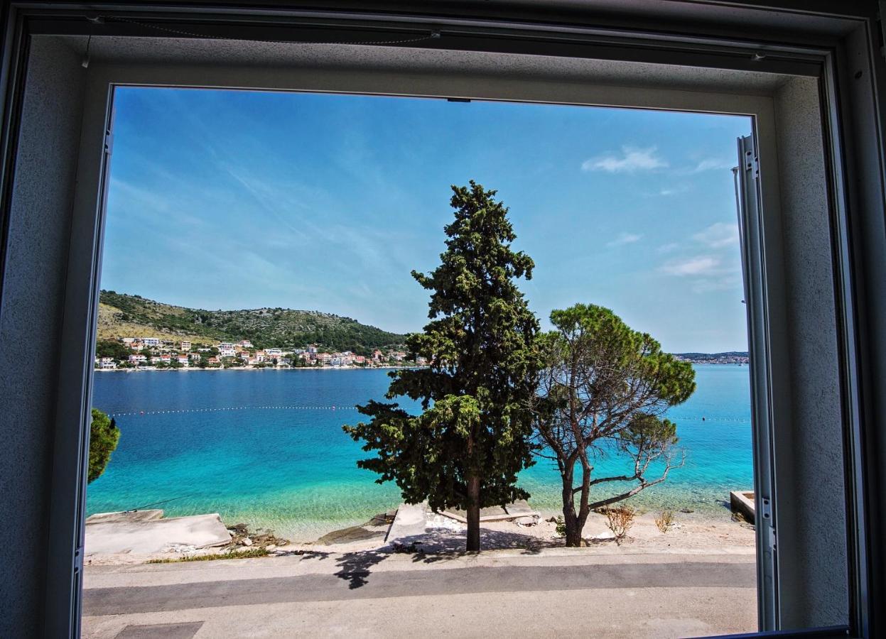 Sea Front Apartments Ivana Rogoznica  Exterior photo